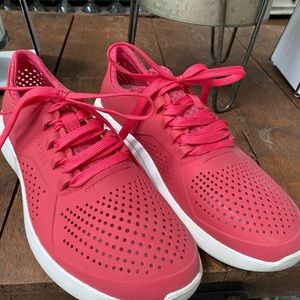 Womens Croc sneakers- pink size 11